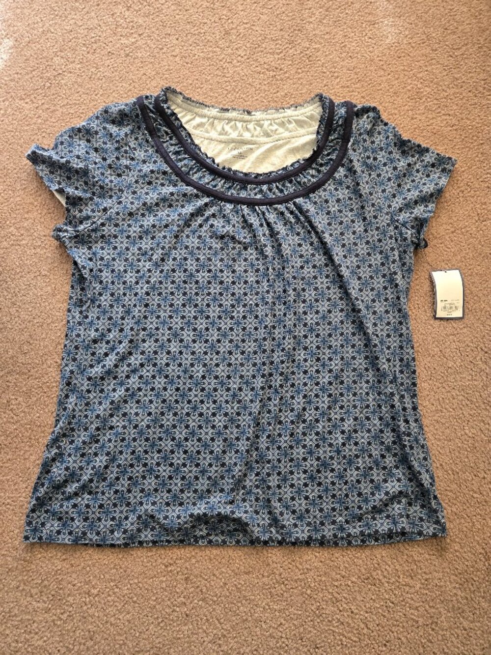 Croft and Barrow Women's Blue-Patterned Short-Sleeved Shirt Size XL